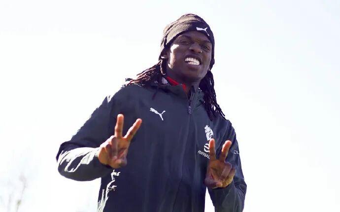 bandao-隆戈丨固定年薪上涨至600万欧元